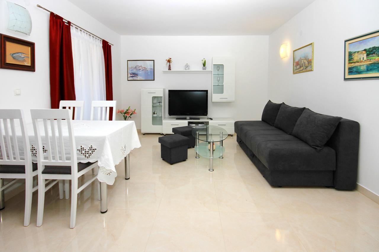 Villa Natalie Omiš Exterior foto